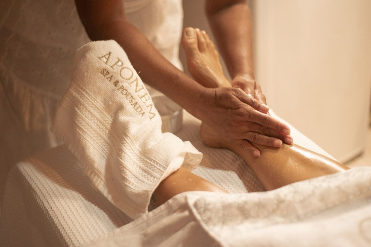 Relaxing spa massage treatment - Sri Lanka named world best wellness destination 2026